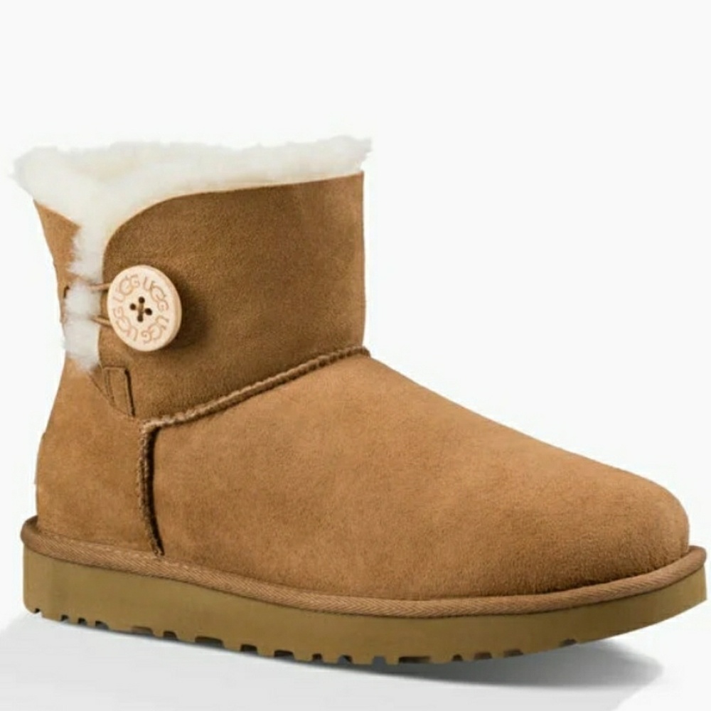 ugg - Picture 3 of 3